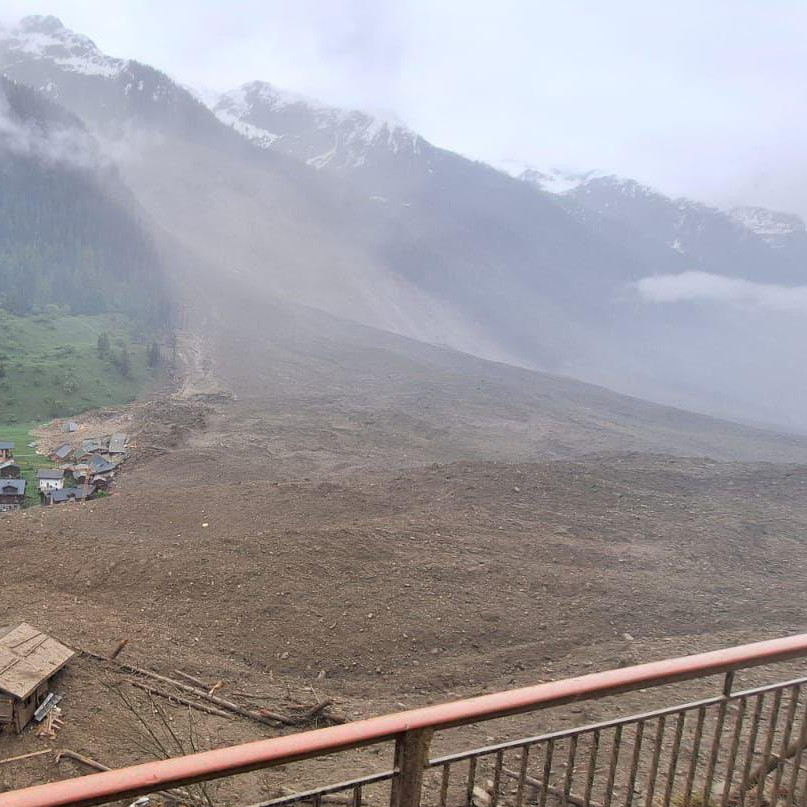 Diario Frontera, Frontera Digital,  Internacionales, ,El pueblo en Suiza que quedó sepultado por una avalancha 
provocada por el derrumbe de un glaciar