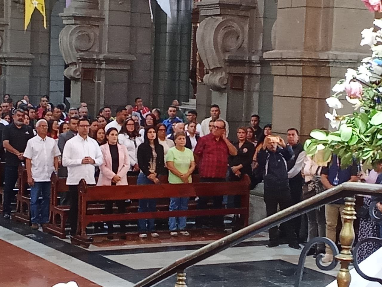 Diario Frontera, Frontera Digital,  Regionales, ,Feligreses acompañan al gobernador Arnaldo Sánchez en misa inaugural de su gestión