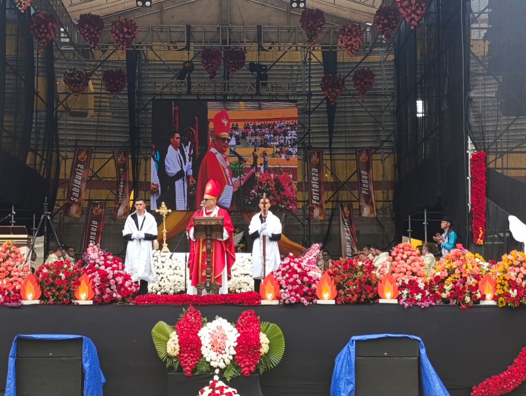 Diario Frontera, Frontera Digital,  Regionales, ,En un encuentro cargado de fe y alegría, la Arquidiócesis de Mérida celebró el Pentecostés Arquidiocesano 2025