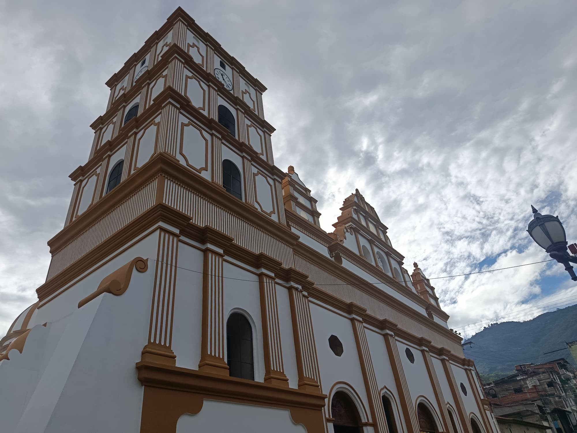 Diario Frontera, Frontera Digital,  Mocoties, ,Trabajos de impermeabilización y embellecimiento del Santuario Diocesano Nuestra Señora de Regla realzan su valor espiritual y patrimonial
