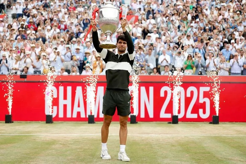 Diario Frontera, Frontera Digital,  Deportes, ,Alcaraz conquista su segundo título en Queen"s y llega con fuerza a Wimbledon