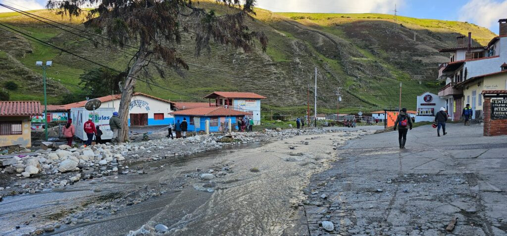 Diario Frontera, Frontera Digital,  Regionales, ,En Mérida se mantiene suspendido el paso hacia los estados Barinas y Trujillo