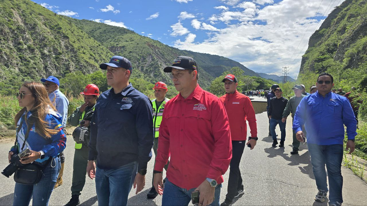 Diario Frontera, Frontera Digital,  Regionales, ,Ministro Velásquez afirmó que la prioridad en Mérida es atender la vialidad en las troncales y puentes