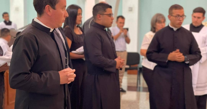 Diario Frontera, Frontera Digital,  Regionales, ,Tres seminaristas merideños recibieron la admisión a las sagradas órdenes en el seminario San Buenaventura