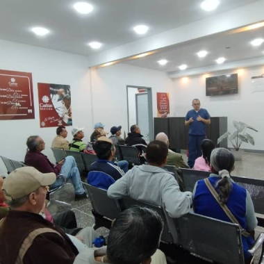 Diario Frontera, Frontera Digital,  Regionales, ,Cáritas Mérida realizó jornada médica de urología