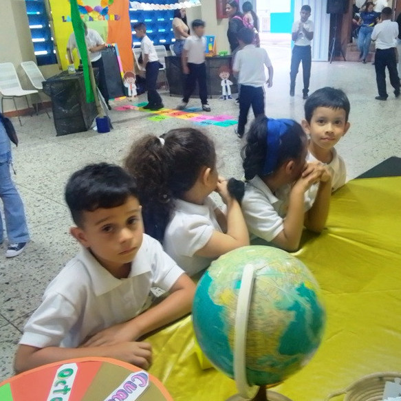 Diario Frontera, Frontera Digital,  Regionales, ,En la unidad educativa La Salle "Hermano Luis"
presentación de proyectos estimula el interés en los estudiantes
