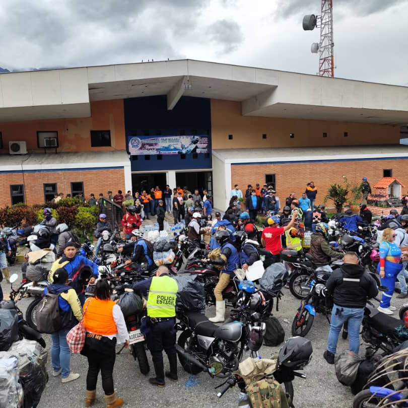 Diario Frontera, Frontera Digital,  Regionales, ,Motorizados movilizan 6.000 kilos de alimentos y atención médica para afectados por lluvias en Mérida