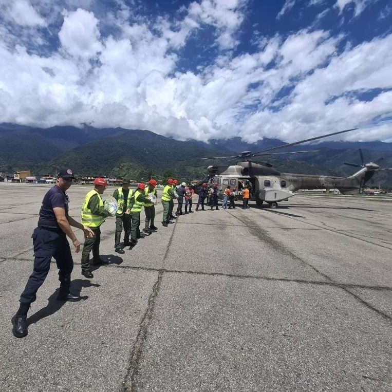 Diario Frontera, Frontera Digital,  Regionales, Páramo, ,Gobernación de Mérida junto a la FANB 
activan puente aéreo para atender familias del Páramo