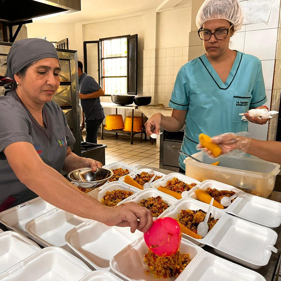 Diario Frontera, Frontera Digital,  Regionales, ,Gobernador Arnaldo Sánchez brinda atención alimentaria a familias afectadas por las lluvias