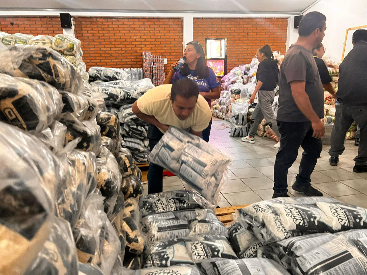 Diario Frontera, Frontera Digital,  Regionales, ,Gobernador Arnaldo Sánchez articuló el arribo de  51 100 unidades de alimentos
