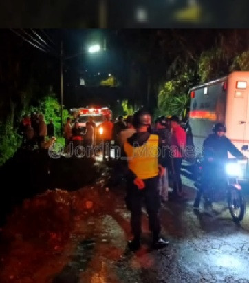 Diario Frontera, Frontera Digital,  Sucesos, ,Dos hombres lesionados dejó vuelco de camioneta en la vía a El Arenal