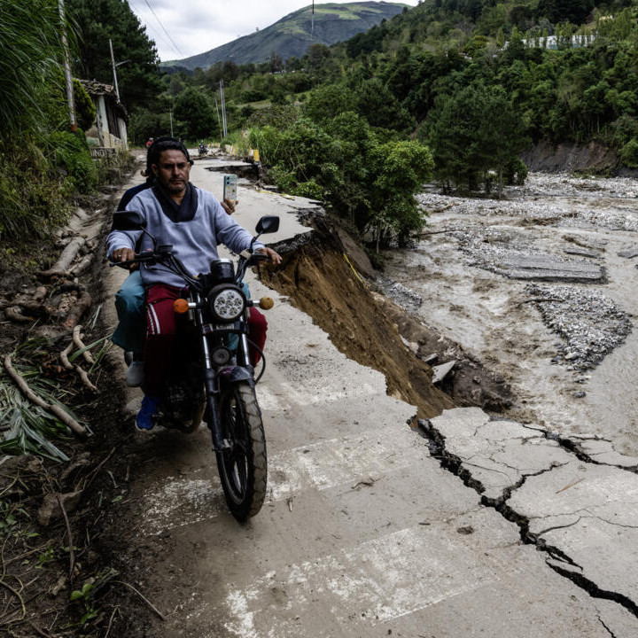 Diario Frontera, Frontera Digital,  Regionales, ,Comunidades y voluntarios lideran respuesta humanitaria en Mérida ante emergencia por las lluvias