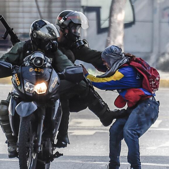 Diario Frontera, Frontera Digital,  Internacionales, ,Informe de Un Mundo Sin Mordaza revela crisis multidimensional en Venezuela: represión, colapso de servicios y pobreza en 2024