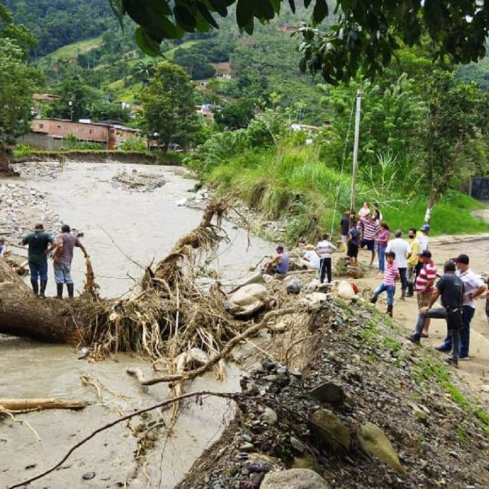 Diario Frontera, Frontera Digital,  Regionales, ,Gobernador Arnaldo Sánchez resalta unidad y resiliencia de afectados por la lluvia