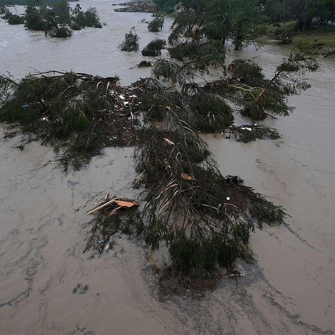 Diario Frontera, Frontera Digital,  Internacionales, ,Suman al menos 91 muertos tras las inundaciones que arrasaron el centro de Texas