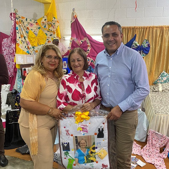 Diario Frontera, Frontera Digital,  Regionales, ,Escuela de Emprendimiento "Ismenia Mora" de Zea celebra 80 años 
con exitosa exposición de fin de curso