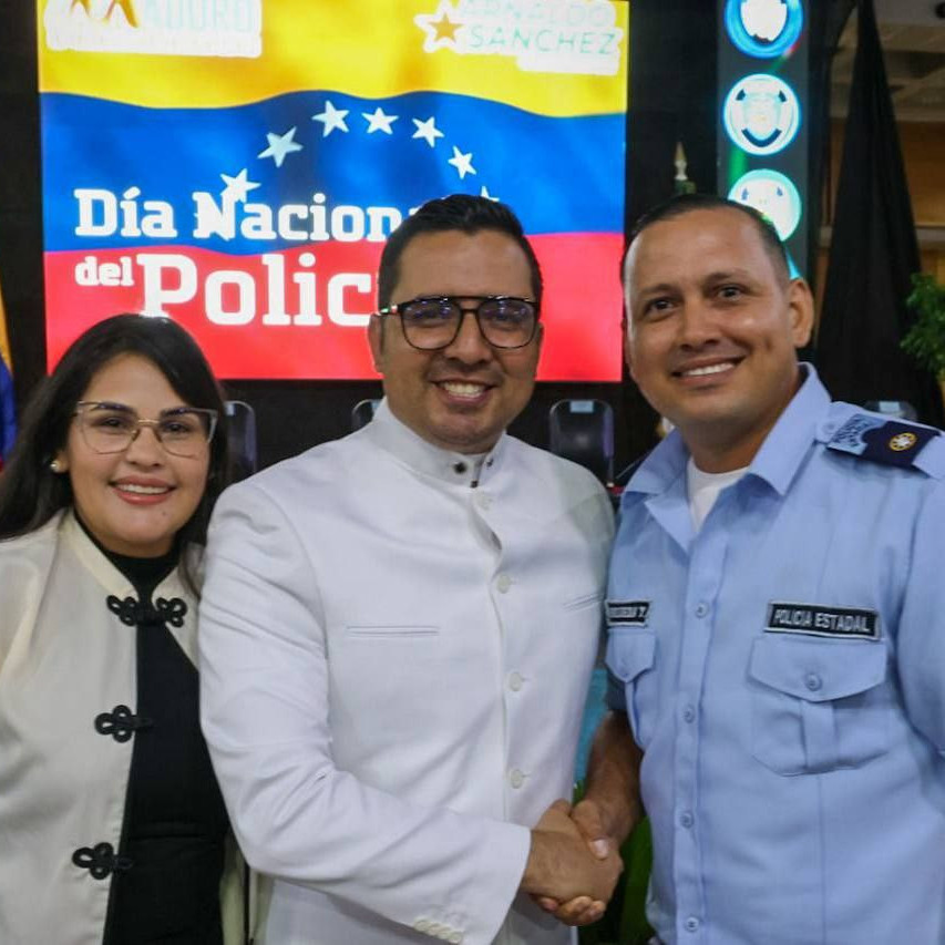 Diario Frontera, Frontera Digital,  Regionales, ,Delia Vera acompañó al gobernador Arnaldo Sánchez en la conmemoración del Día Nacional del Policía