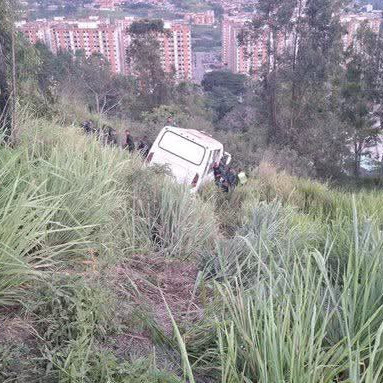 Diario Frontera, Frontera Digital,  Sucesos, ,Autobús de la GNB perdió los frenos en Tazón: reportan múltiples oficiales heridos