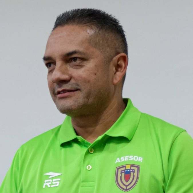 Diario Frontera, Frontera Digital,  Deportes, ,Manuel Benítez se convierte en el primer venezolano instructor arbitral de la FIFA