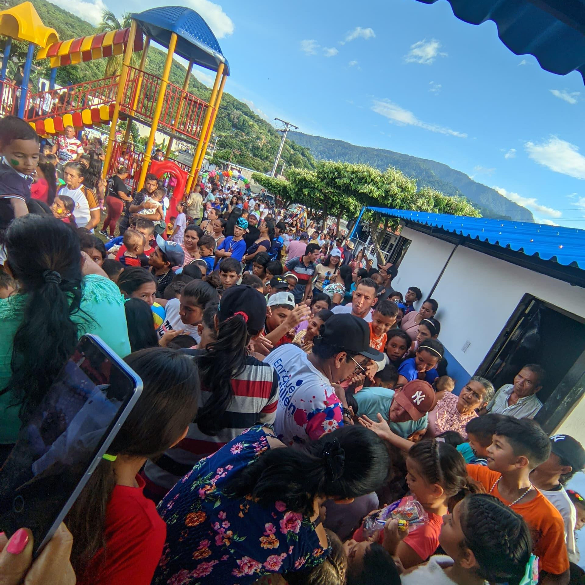 Diario Frontera, Frontera Digital,  El Vigía Panamericana, ,Alcalde Enrique Guillén reinauguró Parque Municipal para el disfrute de los Niños de Santa Elena de Arenales