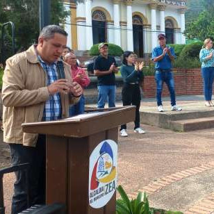 Diario Frontera, Frontera Digital,  Regionales, ,Zea conmemoró el natalicio del Libertador Simón Bolívar 
con acto cívico en la plaza Bolívar