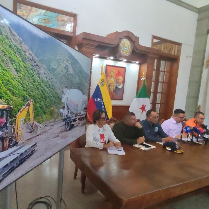 Diario Frontera, Frontera Digital,  Regionales, ,Gobernador Arnaldo Sánchez garantiza en 100 % el acceso al estado Mérida tras emergencia