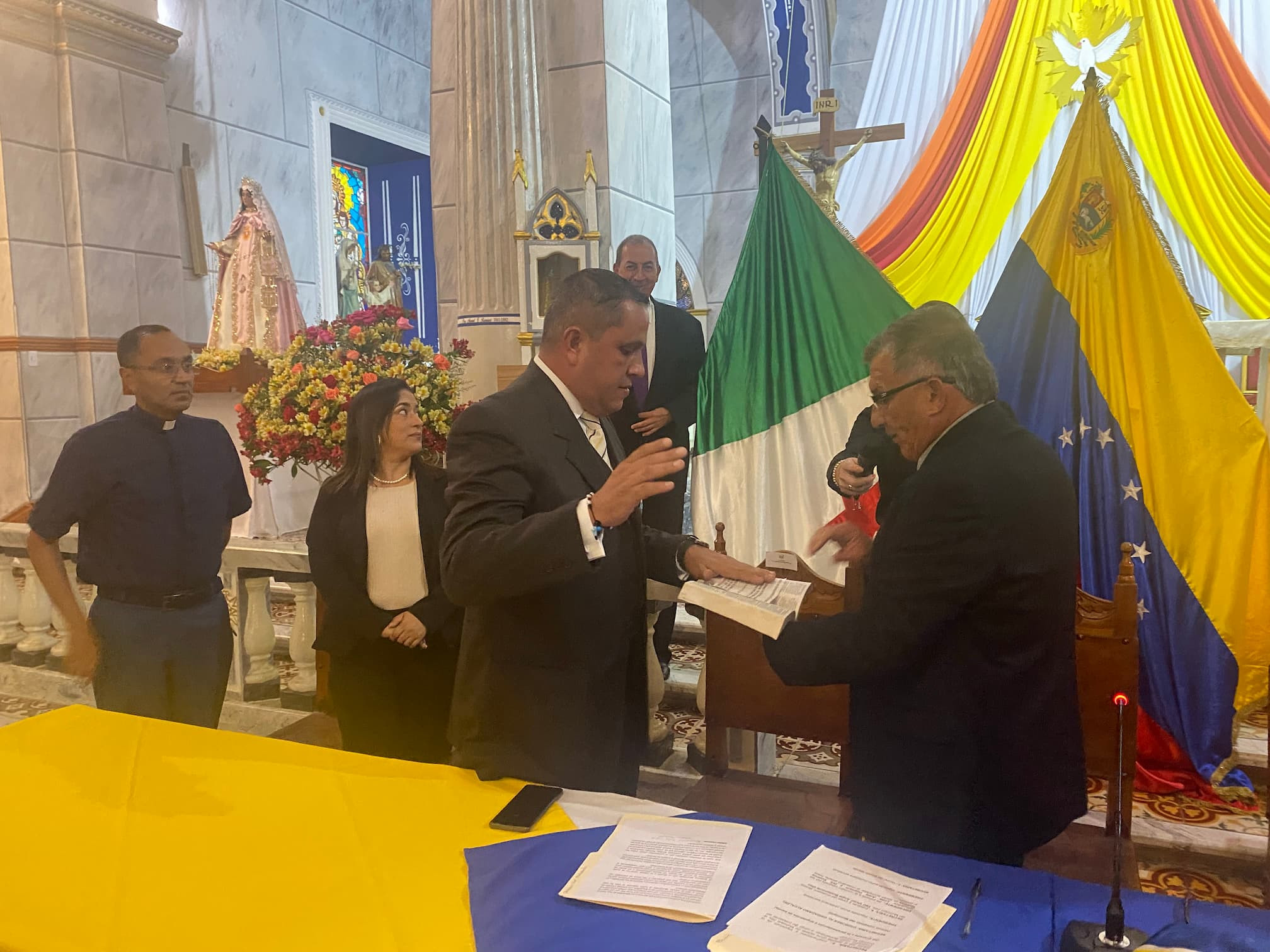 Diario Frontera, Frontera Digital,  Mocoties, ,Alcalde Víctor Bustamante es juramentado para un nuevo período de gestión en Zea