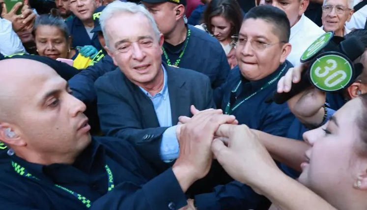 Diario Frontera, Frontera Digital,  Internacionales, ,Uribe ya está en libertad: así fue su regreso a las calles de Antioquia
