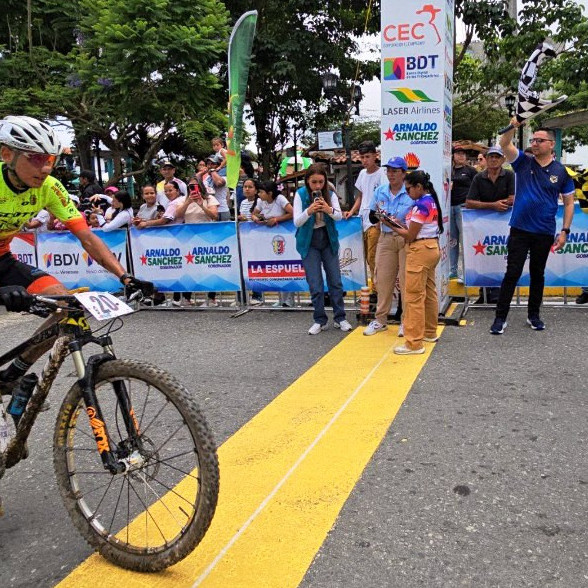 Diario Frontera, Frontera Digital,  Deportes, ,Gobernador Arnaldo Sánchez presente en la 28.° edición de la Vuelta a La Azulita