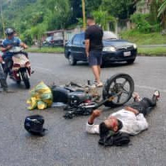 Diario Frontera, Frontera Digital,  Sucesos, ,Motorizado gravemente herido tras volcar en la Av. Rotaria de El Vigía