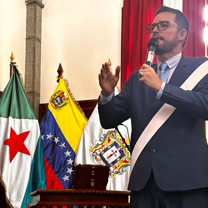 Diario Frontera, Frontera Digital,  Regionales, ,‎Nelson Álvarez juramentado como alcalde del municipio Libertador para el período 2025-2029