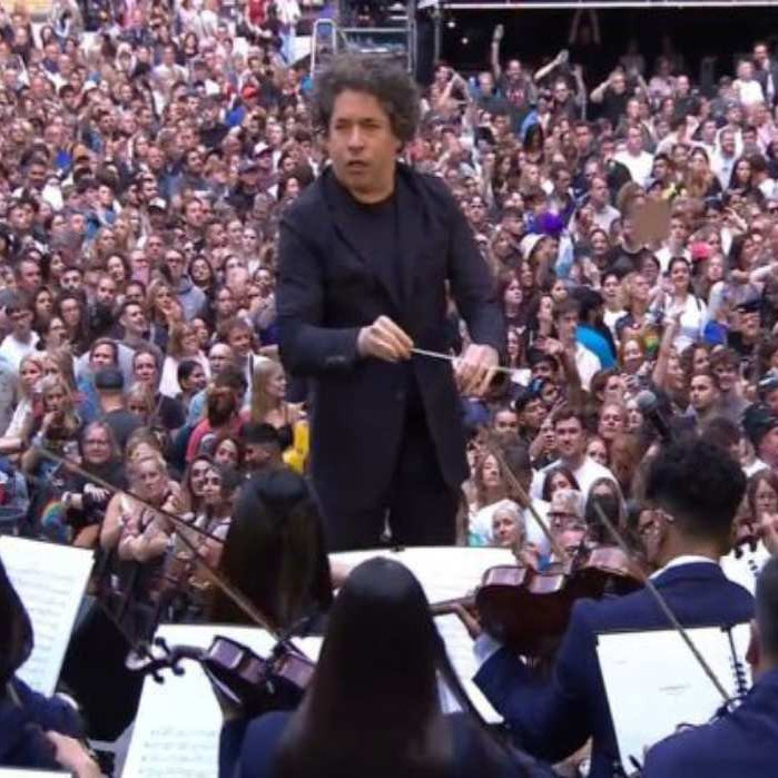 Diario Frontera, Frontera Digital,  Entretenimiento, ,Gustavo Dudamel y la Orquesta Sinfónica Simón Bolívar brillan junto a Coldplay en Wembley
