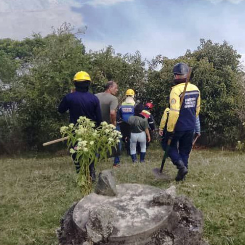 Diario Frontera, Frontera Digital,  Sucesos, ,Comisión mixta combate incendio forestal en aldea Páramo de Mariño