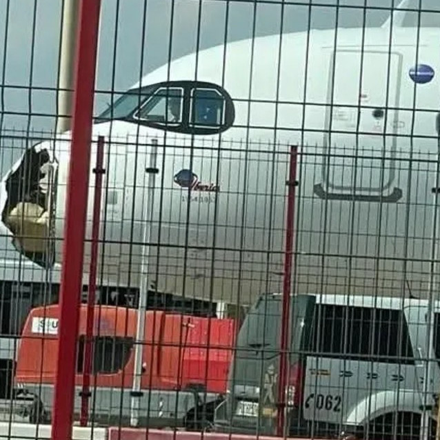 Diario Frontera, Frontera Digital,  Internacionales, ,Vuelo de Iberia realizó aterrizaje de emergencia en el aeropuerto de Madrid