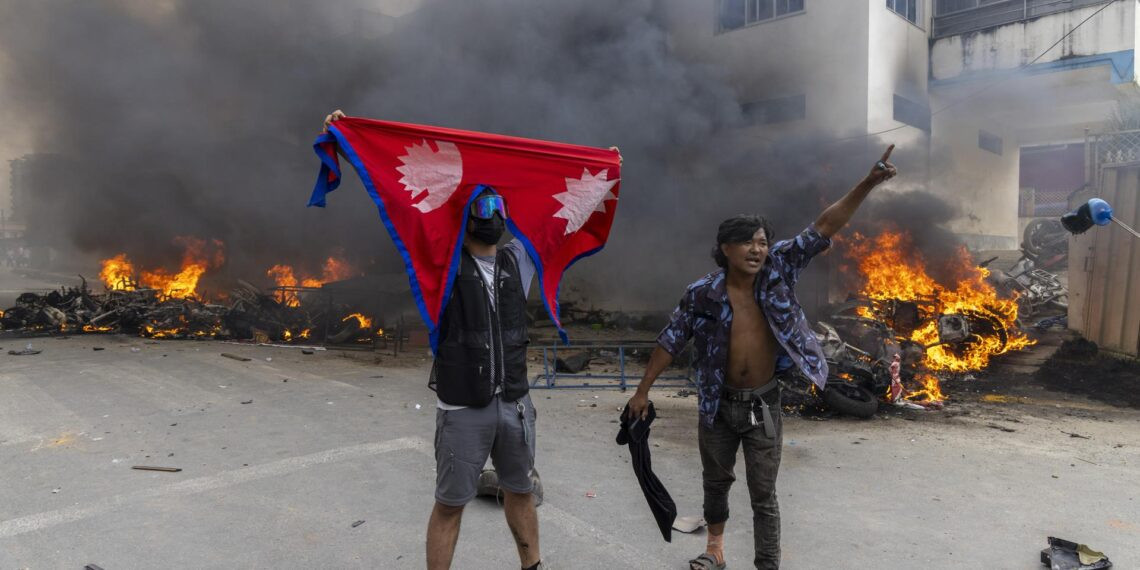 Diario Frontera, Frontera Digital,  Internacionales, ,En claves: cómo una revuelta juvenil derrocó 
al Gobierno comunista de Nepal en 24 horas