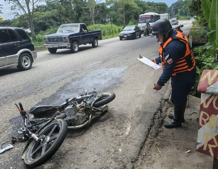 Diario Frontera, Frontera Digital,  Sucesos, ,Motorizado resultó herido al volcar en Caño Seco