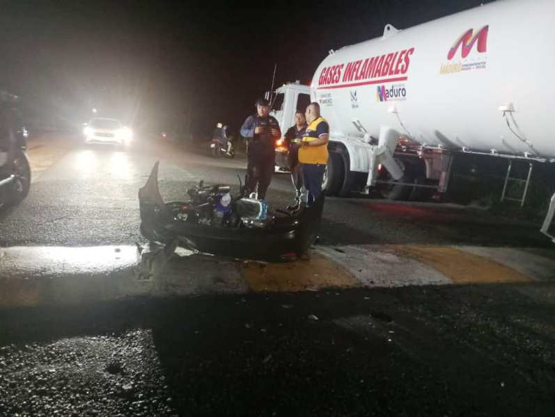 Diario Frontera, Frontera Digital,  Sucesos, ,Al lugar se presentó una  comisión de la Policía Nacional Bolivariana, (PNB), adscrita a la Dirección Nacional de Tránsito de la estación Municipal Alberto Adriani con diez efectivos,Motorizado lesionado tras impactar contra
un vehículo en la carretera Panamericana