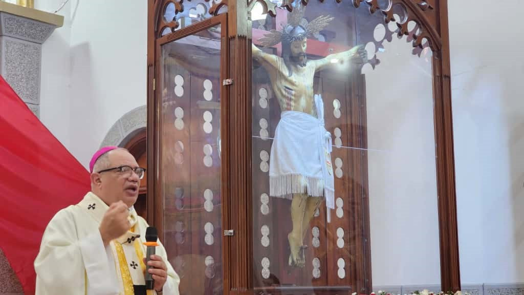 Diario Frontera, Frontera Digital,  Mocoties, ,El guía espiritual de los merideños insistió en que las devociones deben llevar al cristiano a un compromiso concreto con el prójimo,Peregrinación del Santo Cristo de La Grita 
renovó la fe de miles de creyentes de Tovar y Bailadores