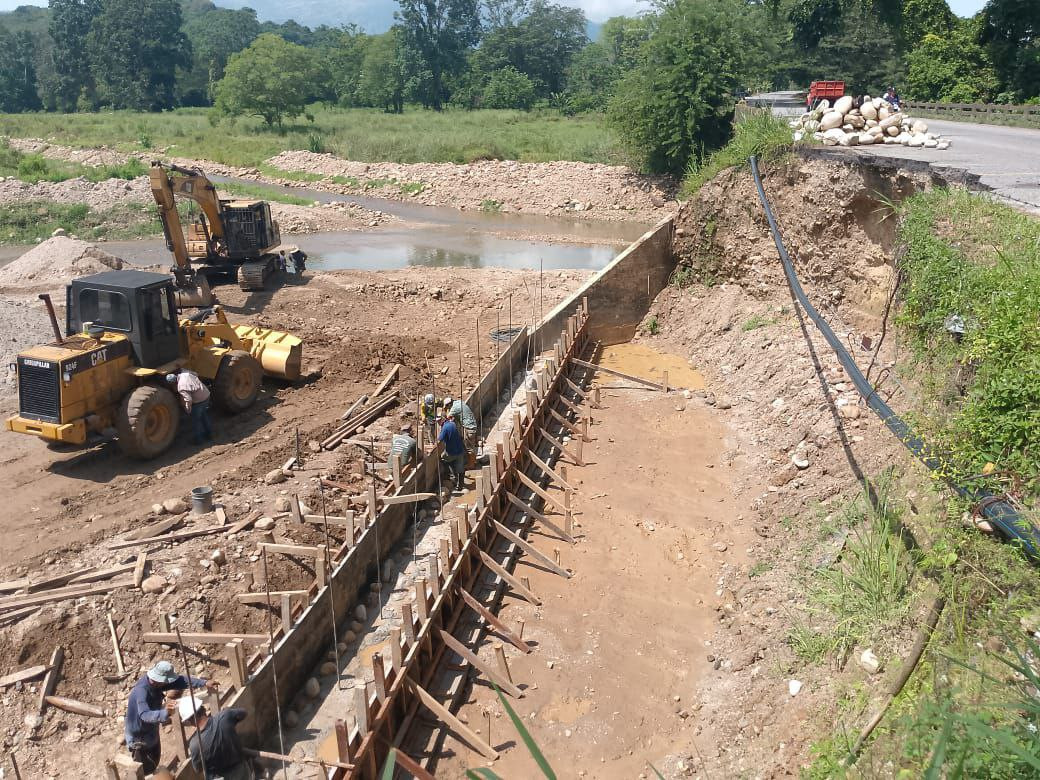 Diario Frontera, Frontera Digital,  Regionales, ,Gobierno de Mérida construye muro ciclópeo para proteger el puente Gavilanes