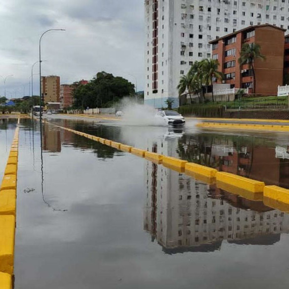 Diario Frontera, Frontera Digital,  Nacionales, ,Fuertes lluvias causan estragos en Caracas, La Guaira, Miranda, Carabobo y Aragua
