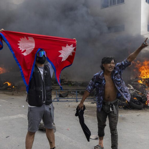 Diario Frontera, Frontera Digital,  Internacionales, ,En claves: cómo una revuelta juvenil derrocó 
al Gobierno comunista de Nepal en 24 horas