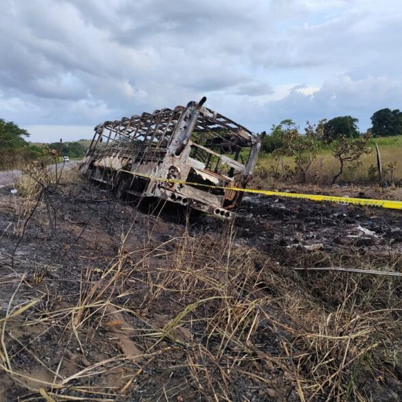 Diario Frontera, Frontera Digital,  Sucesos, ,Diez muertos y 18 heridos es el saldo de vuelco e incendio de bus en Bolívar