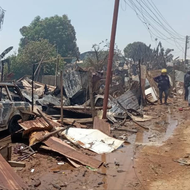 Diario Frontera, Frontera Digital,  Nacionales, ,Gobernador del Zulia: "Onda expansiva de explosión abarcó 6 km, dejó 23 heridos, y 482 casas afectadas"