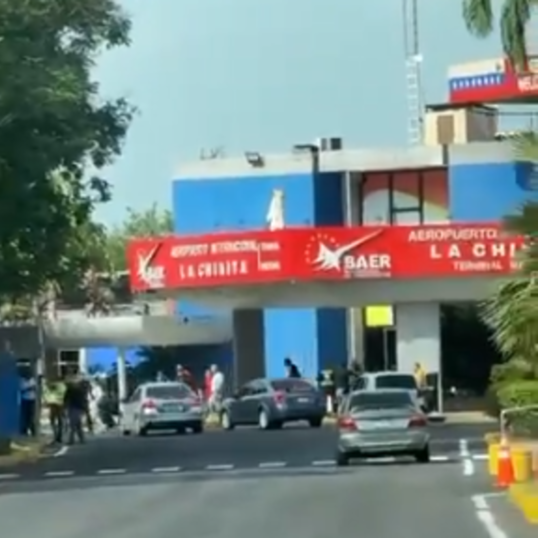 Diario Frontera, Frontera Digital,  Nacionales, ,Evacúan el Aeropuerto Internacional La Chinita por explosión en un galpón de fuegos artificiales