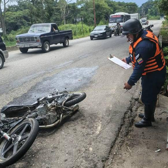 Diario Frontera, Frontera Digital,  Sucesos, ,Motorizado resultó herido al volcar en Caño Seco