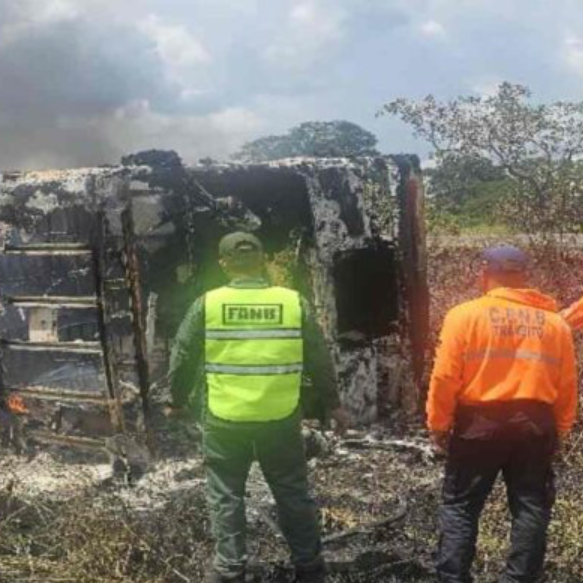 Diario Frontera, Frontera Digital,  Sucesos, ,Incendio de autobús en Bolívar: revelan identidad de los 11 fallecidos