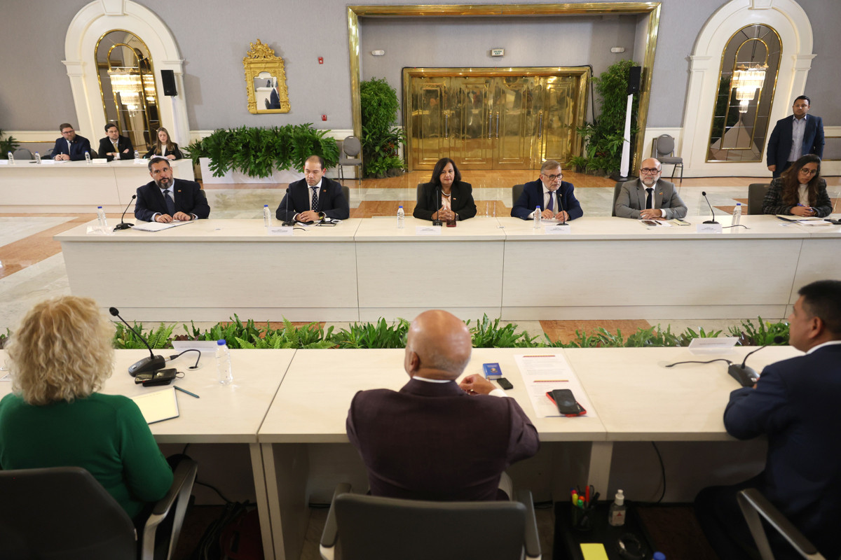 Diario Frontera, Frontera Digital,  Nacionales, ,La agenda incluye completar el proceso de selección de los magistrados del TSJ y establecer las condiciones para que los partidos políticos puedan competir en futuros comicios,La tercera ronda de negociaciones entre la AN de 2015 y el gobierno interino se iniciará el 14 de octubre