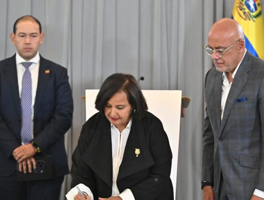 Diario Frontera, Frontera Digital,  Nacionales, ,El abogado chileno-venezolano, Braulio Jatar, cuestiona que las conversaciones entre los distintos sectores políticos puedan exhibirse como avances concretos de la transición venezolana.,Expertos cuestionan resultados de la mesa de negociación 
y advierten del estancamiento de la transición
