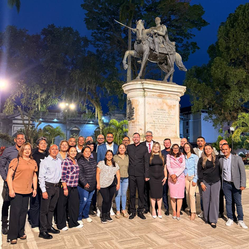 Diario Frontera, Frontera Digital,  Regionales, ,Alcalde Nelson Álvarez entregó primera etapa de recuperación de la plaza Bolívar