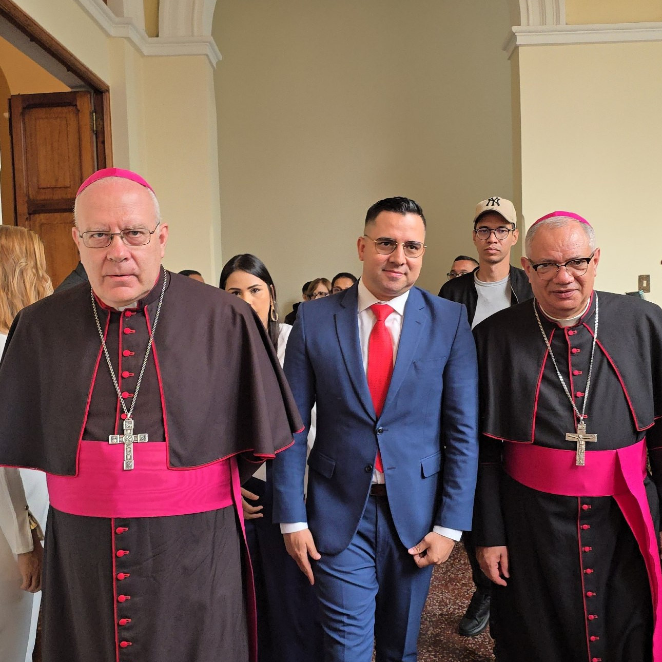 Diario Frontera, Frontera Digital,  Regionales, ,Autoridades de Mérida recibieron al nuncio apostólico en jornada histórica